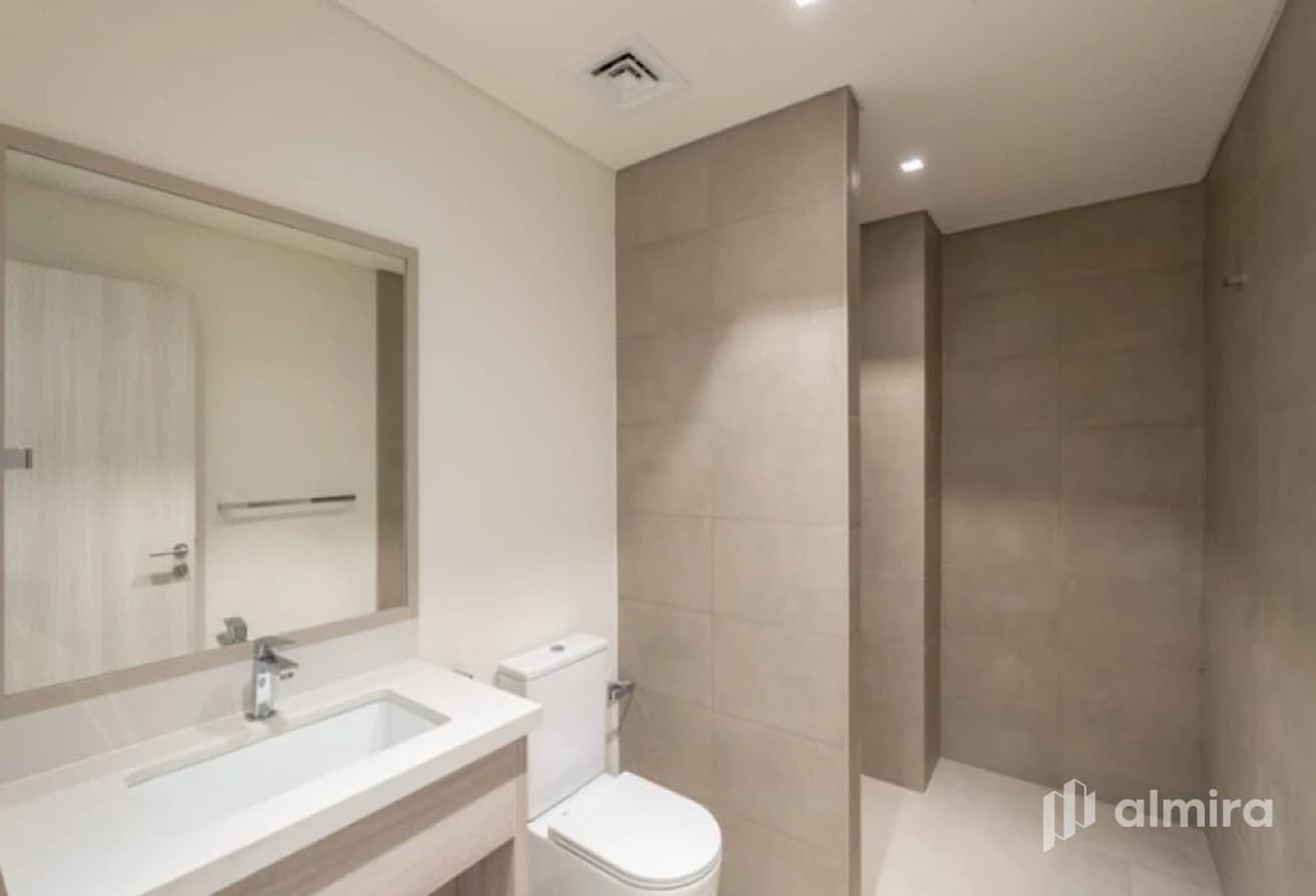 Single Row Corner Unit | Large Plot | Near Park
