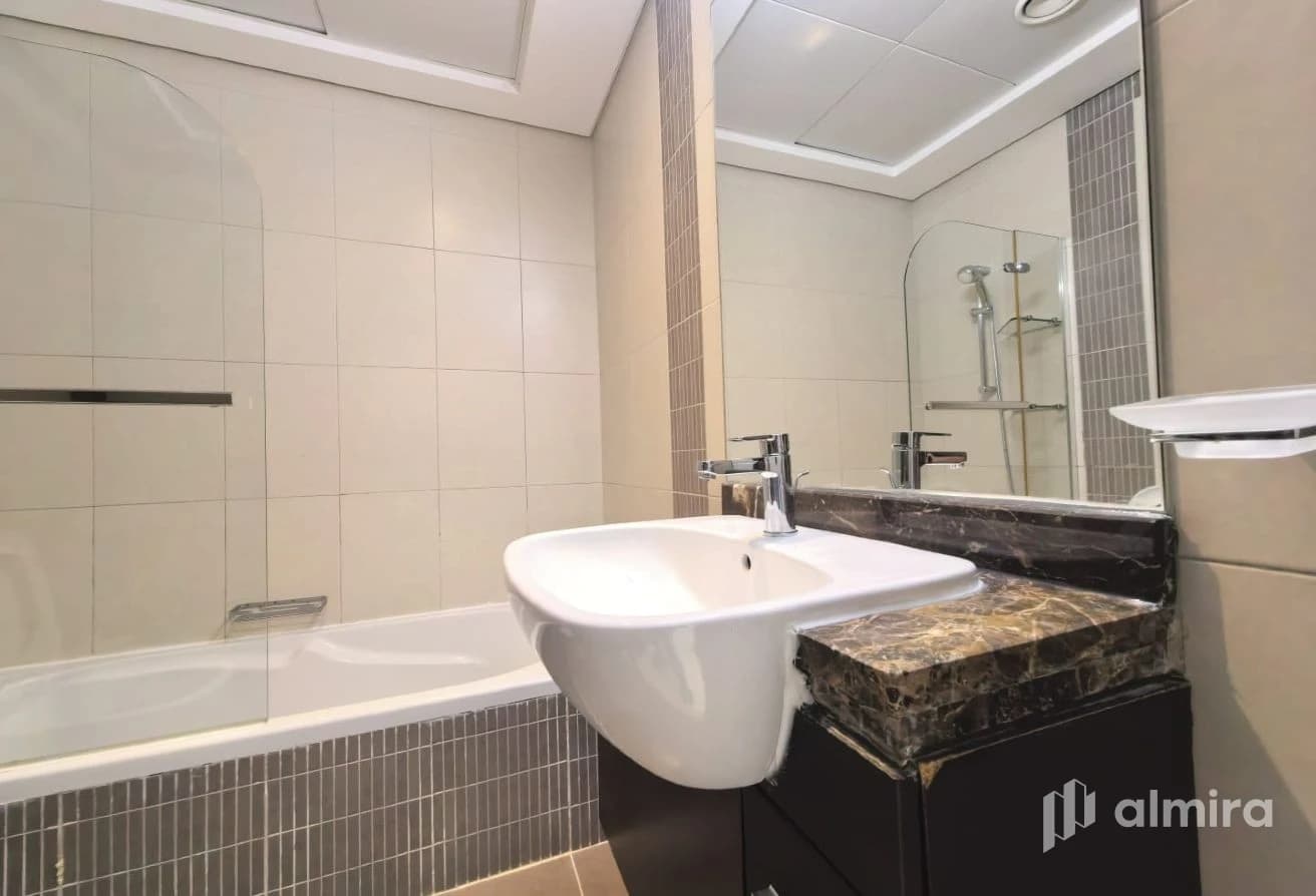 Highly Maintained | 1 Payment | Spacious Layout