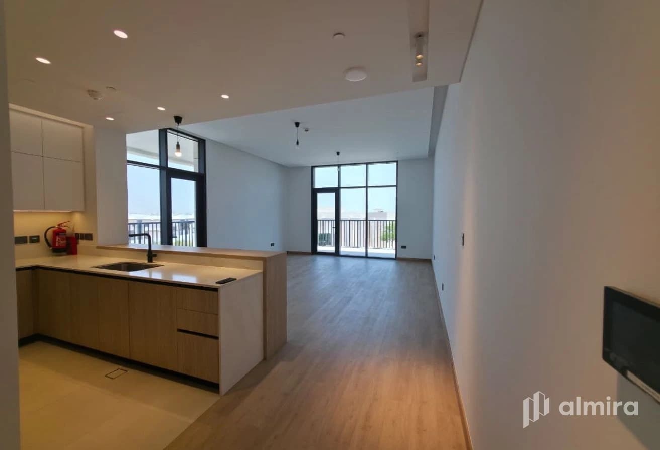 Corner 2BR+M | Exclusive Unit | Rented