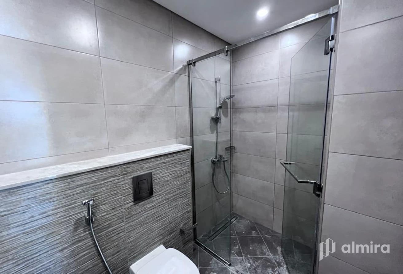 Highly Maintained | Vibrant Living | Prime Area
