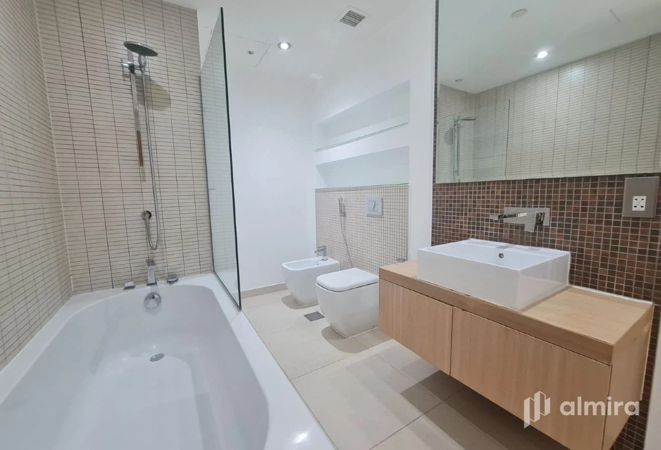 Vacant | Utilities Included | Sea View