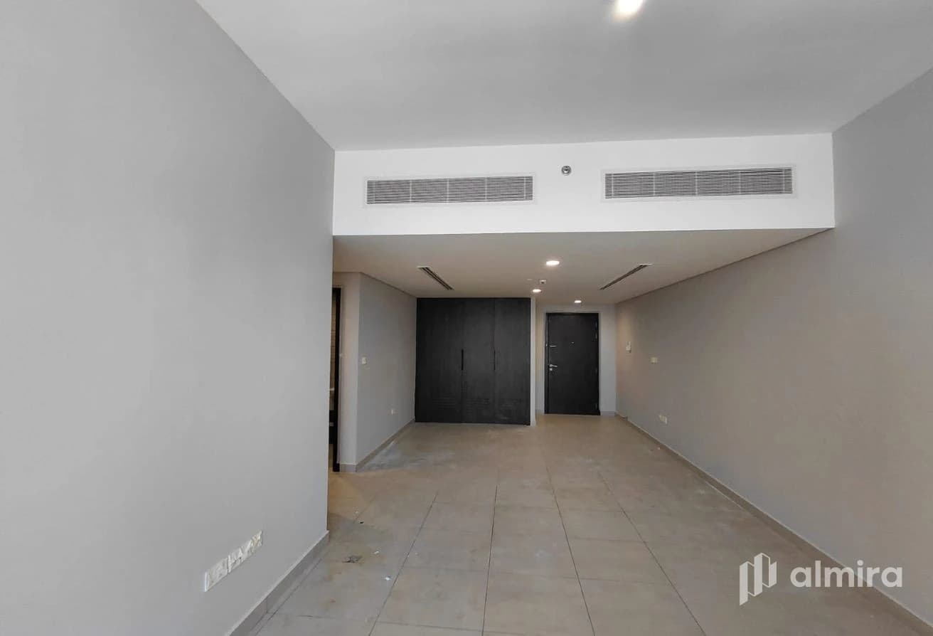 Central Park View | 3BR+Maid | High-End Finishes