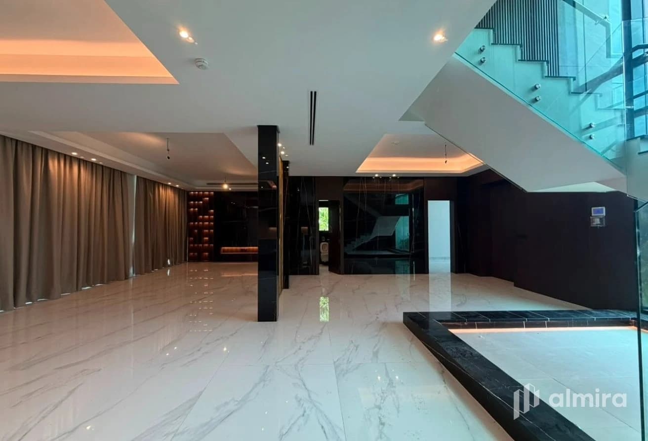 Private Pool | Brand New | Premium Finishing